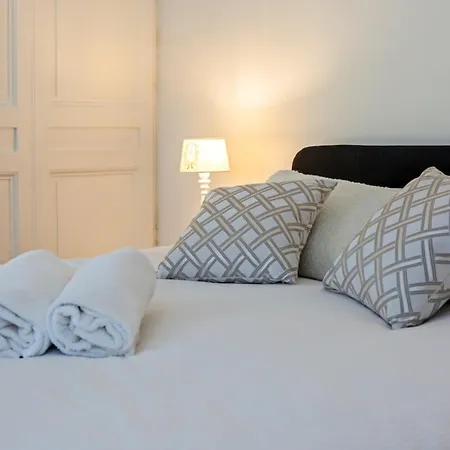 Berenice Elegant F3 Avec Emplacement Privilegie