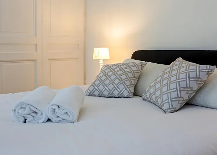 Berenice Elegant F3 Avec Emplacement Privilegie